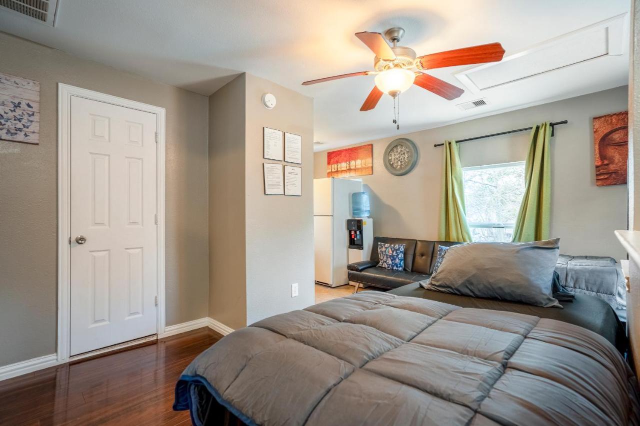 East Downtown Bungalow ヒューストン エクステリア 写真