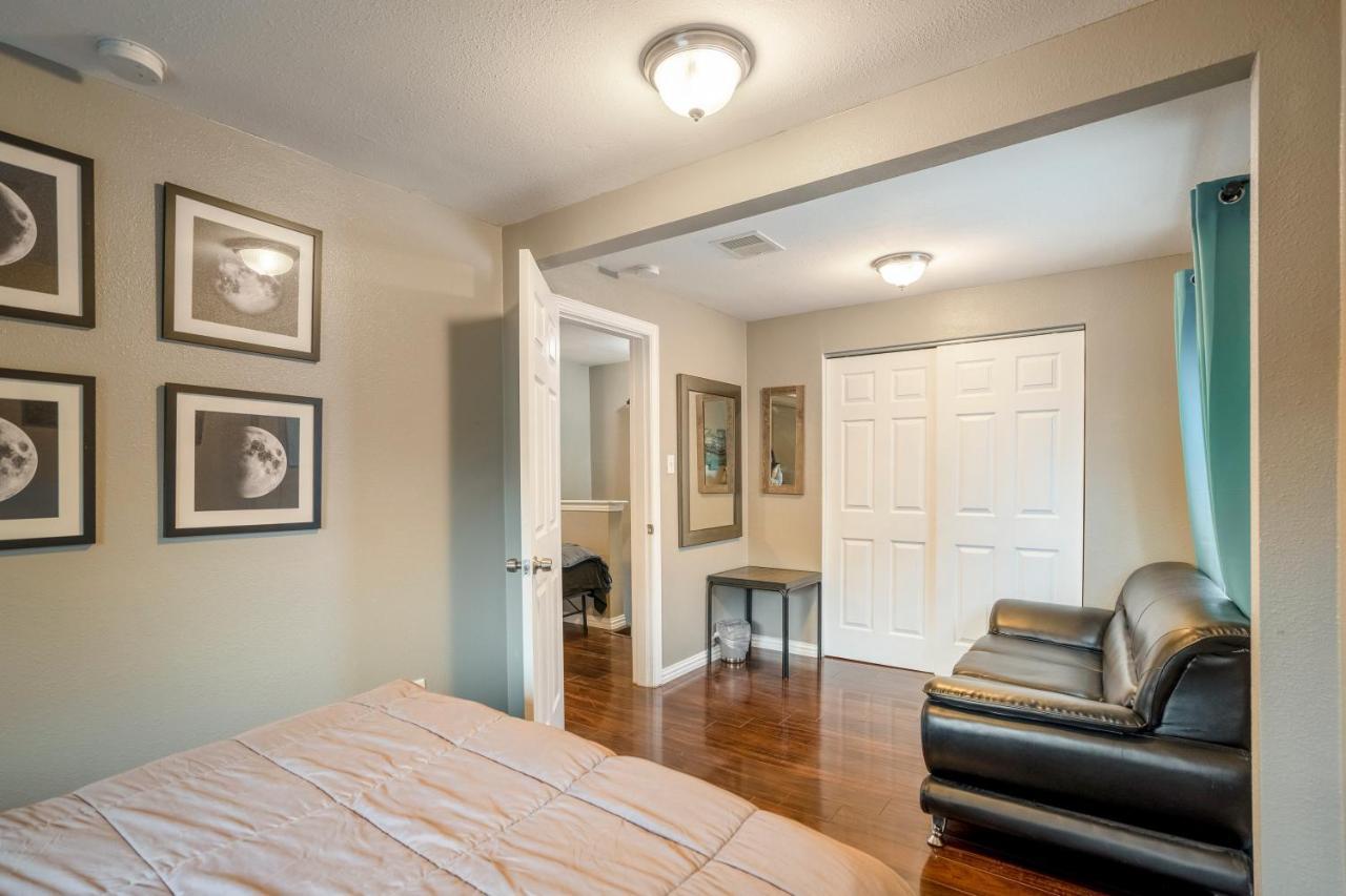East Downtown Bungalow ヒューストン エクステリア 写真