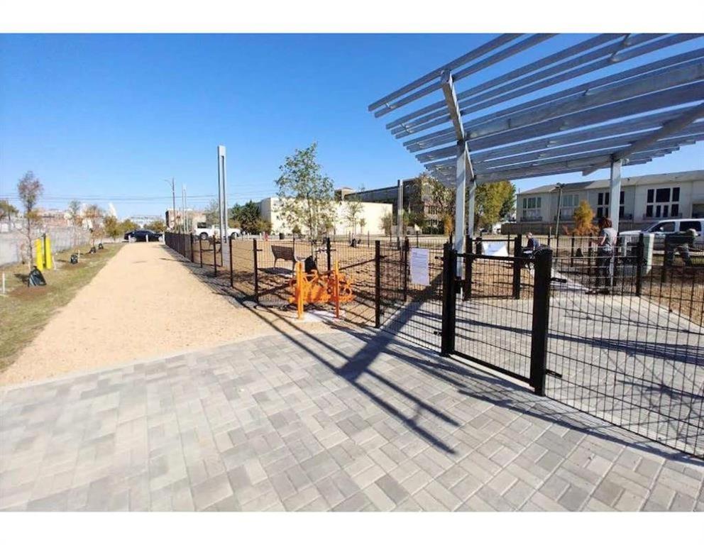 East Downtown Bungalow ヒューストン エクステリア 写真
