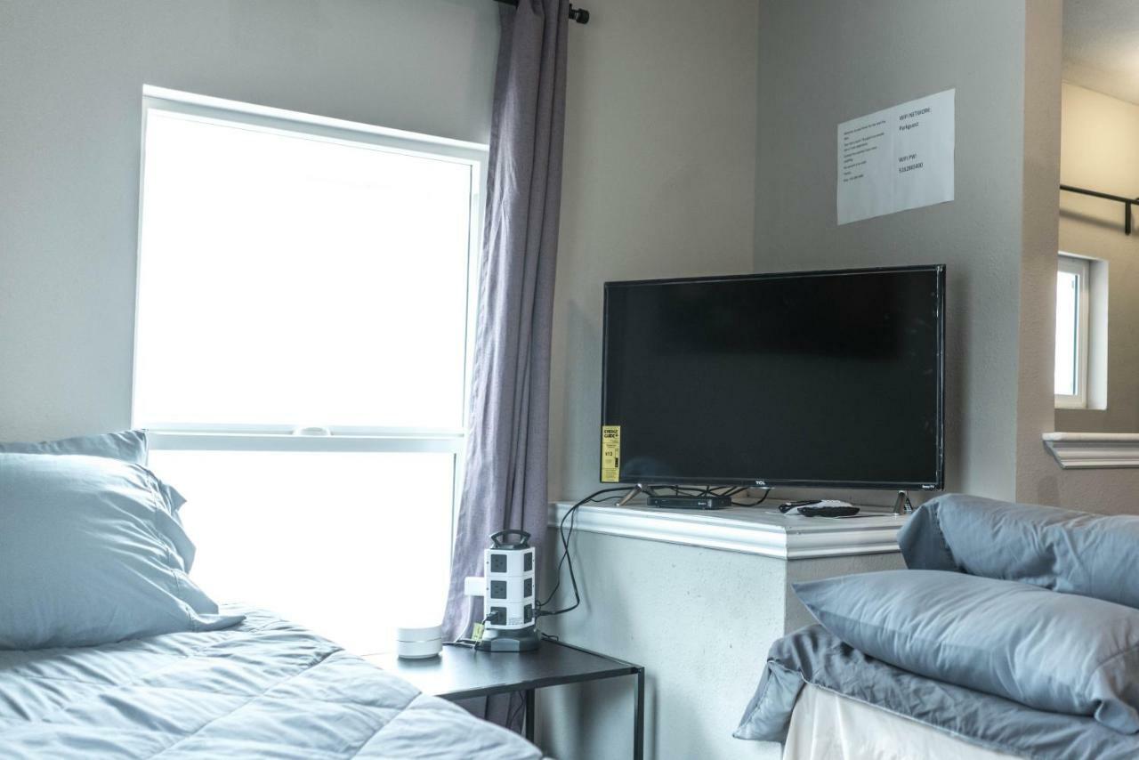 East Downtown Bungalow ヒューストン エクステリア 写真