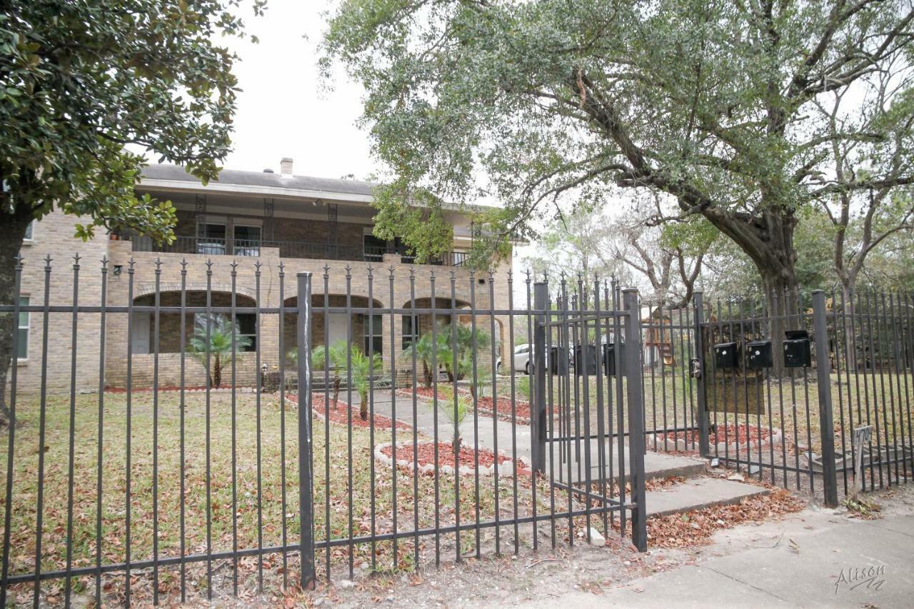 East Downtown Bungalow ヒューストン エクステリア 写真