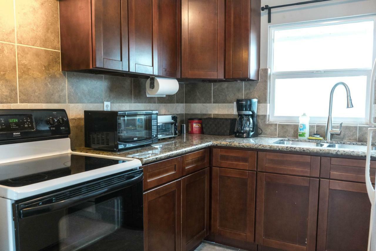 East Downtown Bungalow ヒューストン エクステリア 写真